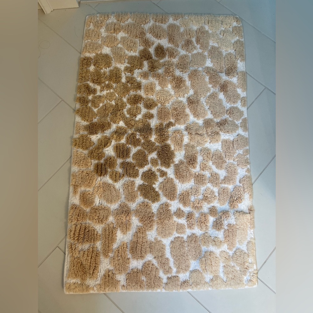 Lulu DK for Matouk - Nikita Bath Rug